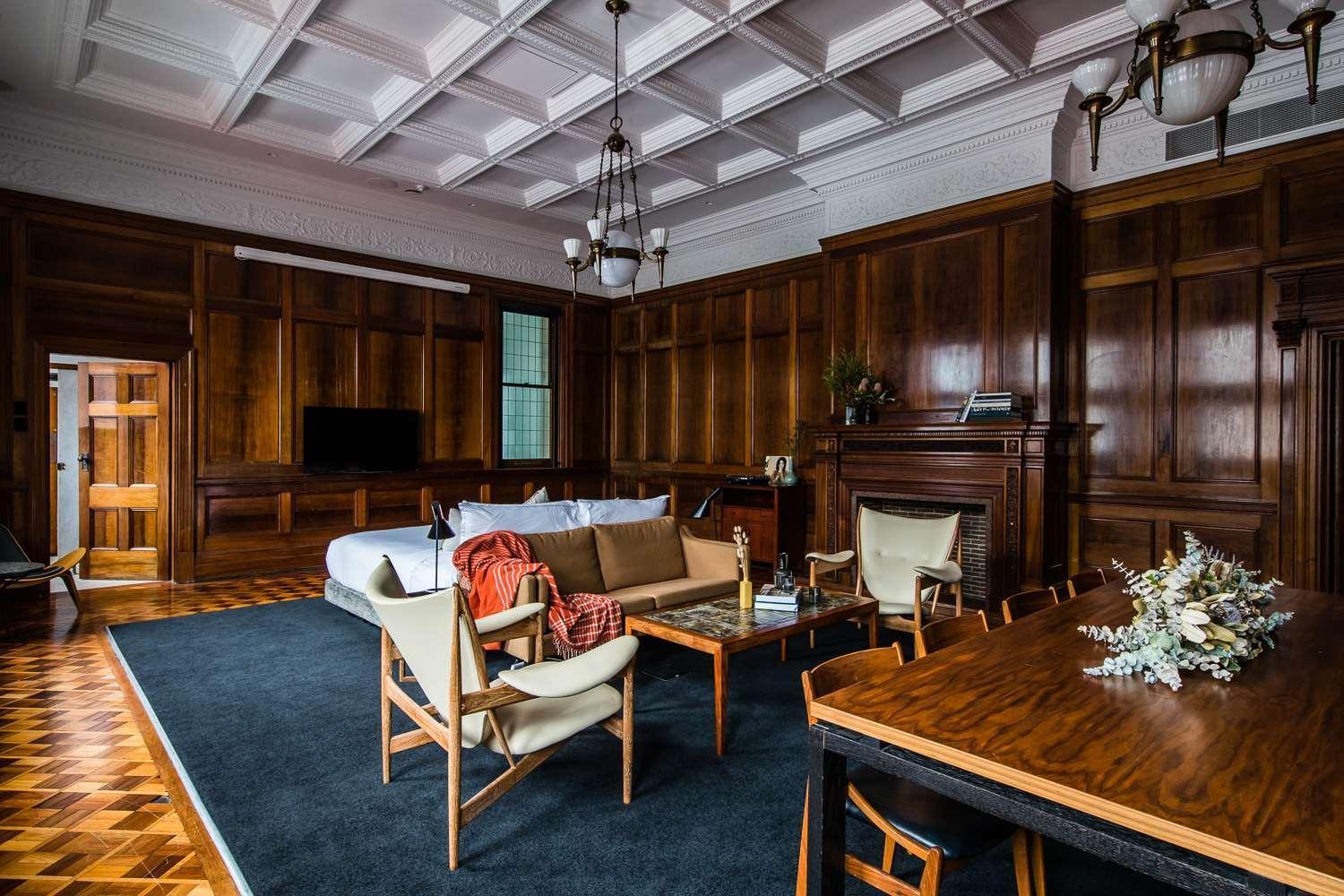 The Old Clare By Ode Hotels Sydney Buitenkant foto The interior of the Governor's Suite